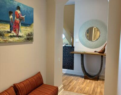 Downtown Location, corner penthouse with beautiful views. Walk everywhere!