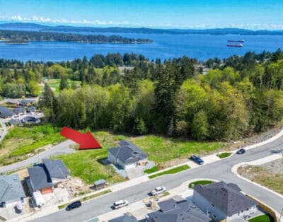 BRAND NEW OCEAN VIEW in PEACEFUL NATURE SETTING – 1 Bed 1 Bath Ground Level Suite w/ In-Suite Laundry