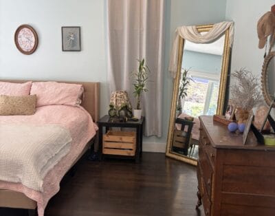 Private room in lg home with ocean view