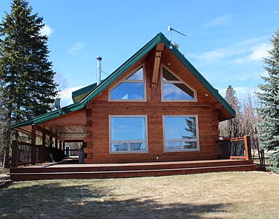 Cozy two bedroom house near Barrhead and Westlock