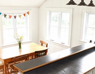 3 bedroom with riverside sauna near Bridgewater/Lunenburg