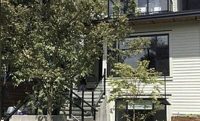 Urban oasis near the mountains – 2BR suite
