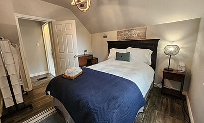 Cozy, quiet, private house less than 2 km from hospital
