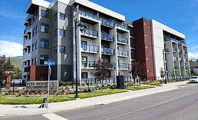 Attractive Newer Studio Condo in Vernon