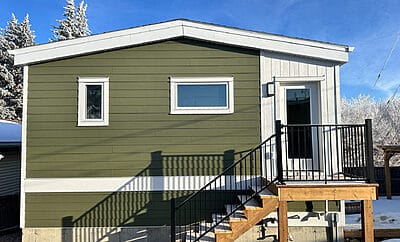 Cozy One Bedroom Detached Garage Suite in SW Calgary