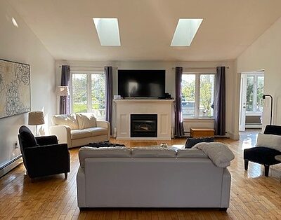 Spacious and Bright!