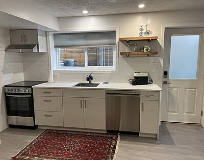 Newly Renovated 1bdr suite in Victoria, BC
