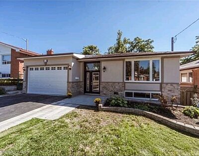 Bright Bungalow w/ Granite Kitchen & Private Patio