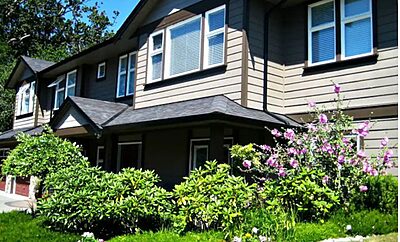Cozy 1 Bedroom Suite in Saanich Near University and Hospitals