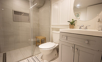 Bright, Cozy & Clean Bachelor Apt in North York with All Amenities