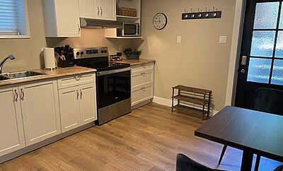 Upscale one-bedroom sanctuary in Abbotsford