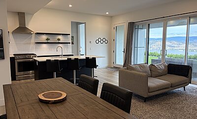 Cozy 1 bedroom furnished suite