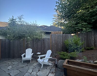 Self Contained 1 Bd/1bath Suite in Ladysmith
