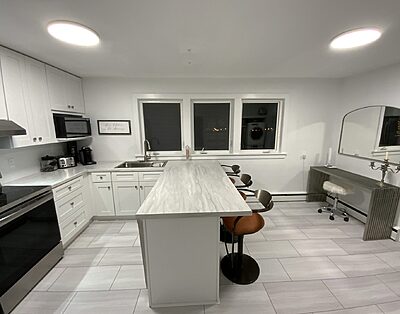 Monthly Furnished Housing for Travel Nurses in Canada 21 3 bedrooms, full home, 1300 square feet